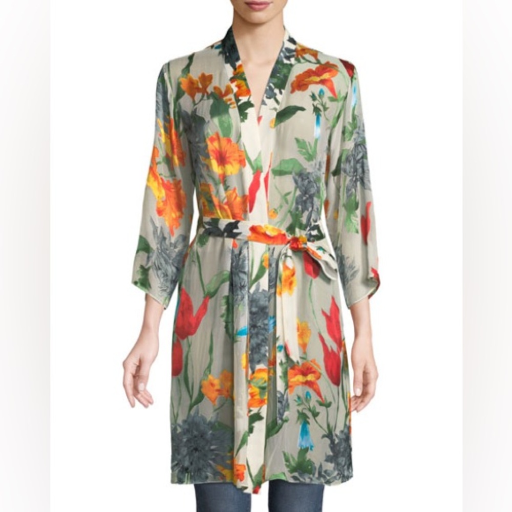 Alice and Olivia Maylin Robe with Belt, Greenwich Garden Soft Cream, M/L